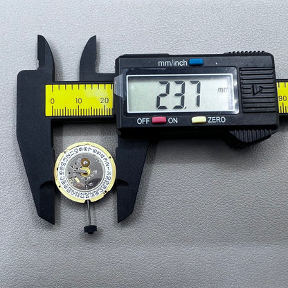 Swiss Ronda 1006 Slimtech quartz watch movement with date display at 3 o'clock, precision timekeeping