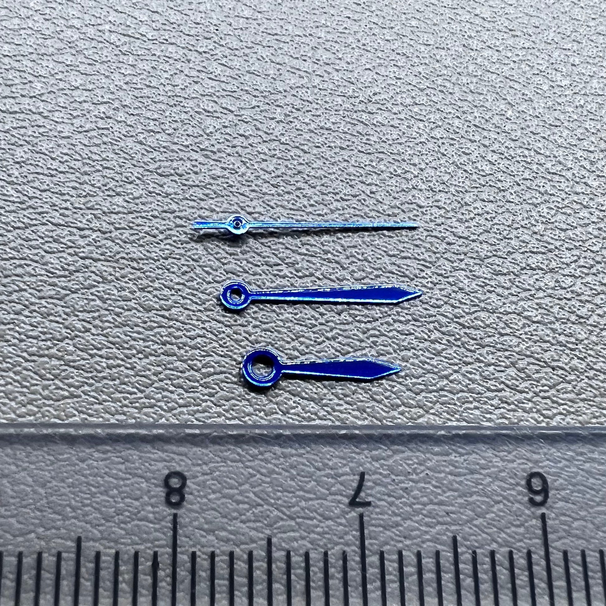 Blue 11mm arrow watch hands set, no lume, compatible with Miyota 2035 movement, brand quality.