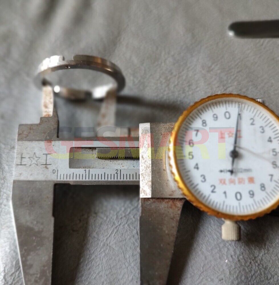 Metal watch spacer ring 32.5�4mm compatible with China Made 2824 2836 2813 movements, durable watch accessory.