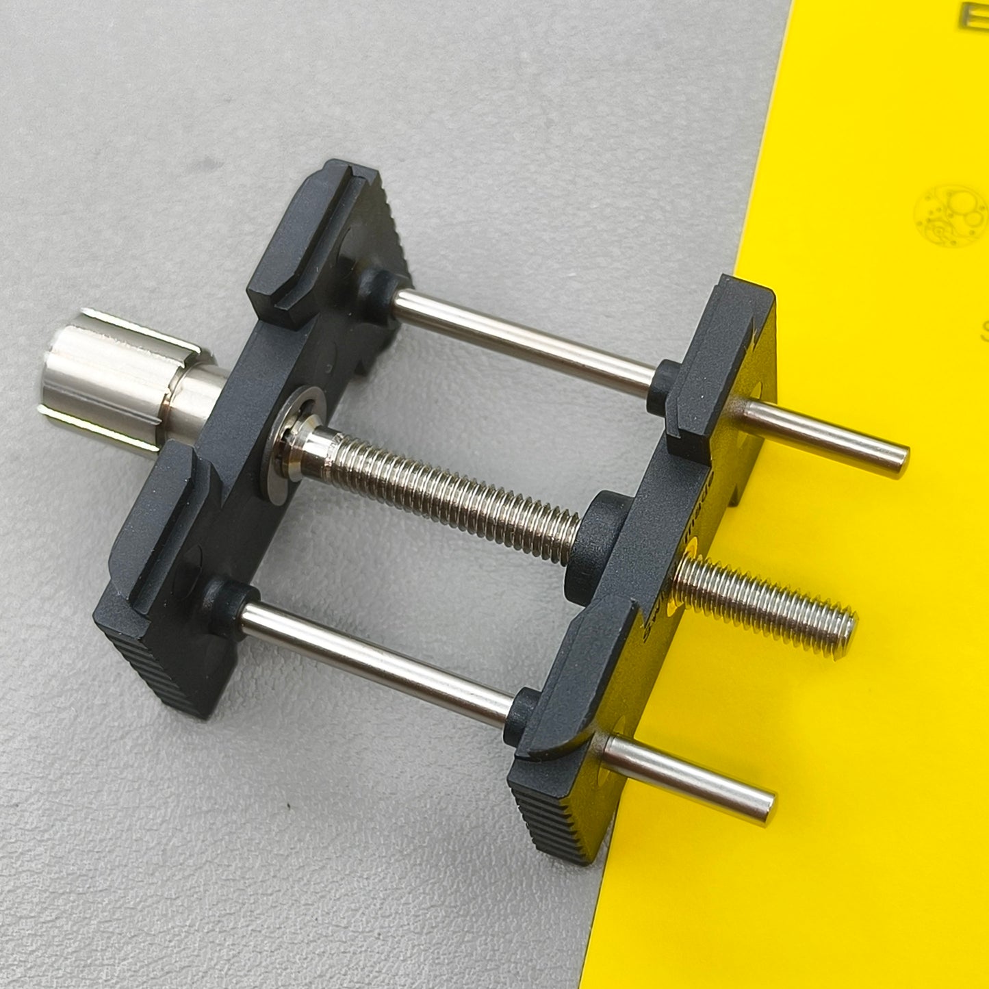 Swiss Bergeon 4040-P Movement Holder Extensible And Reversible