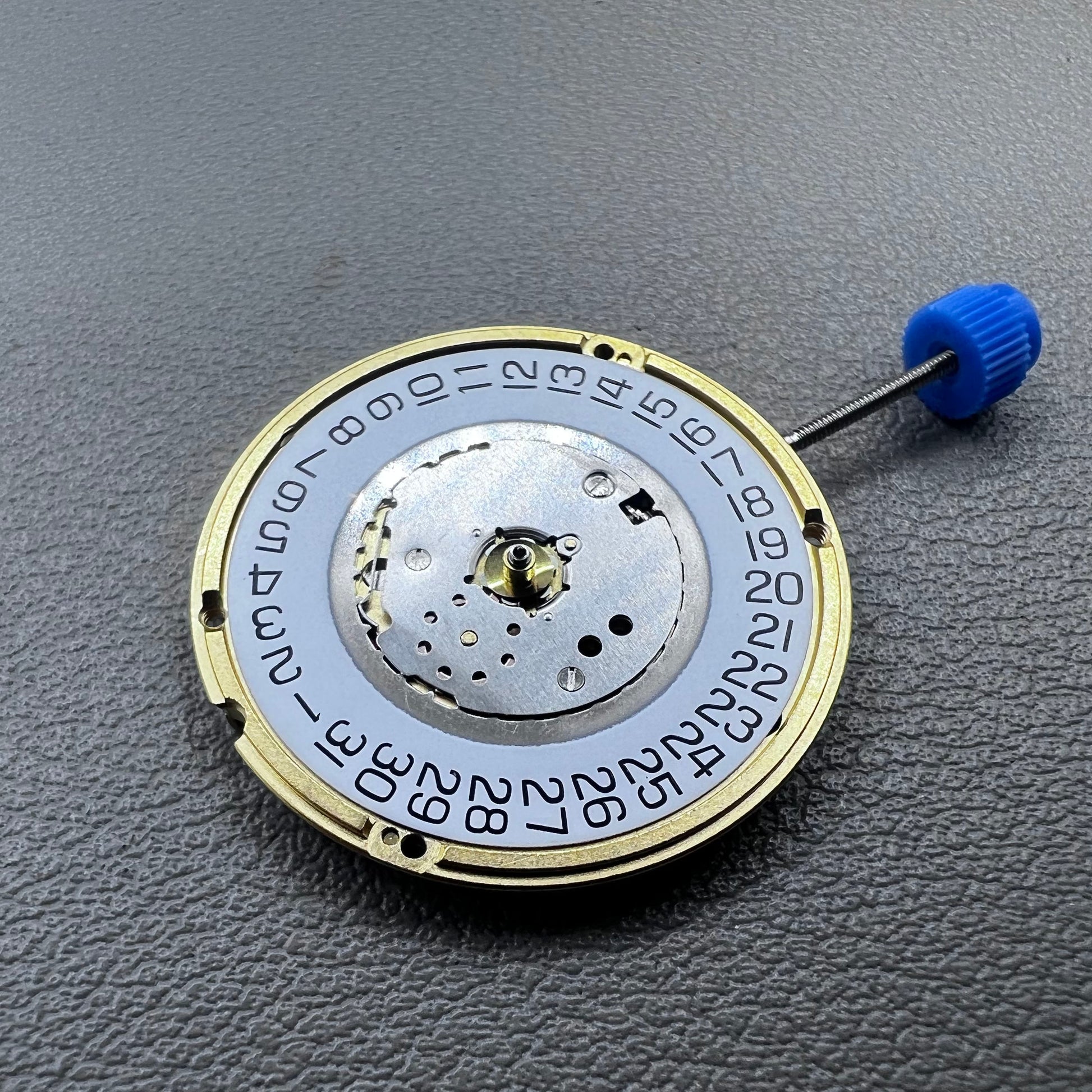 Swiss ETA F05.111 Quartz watch movement, 3 hands with date at 3 o'clock, precision timekeeping