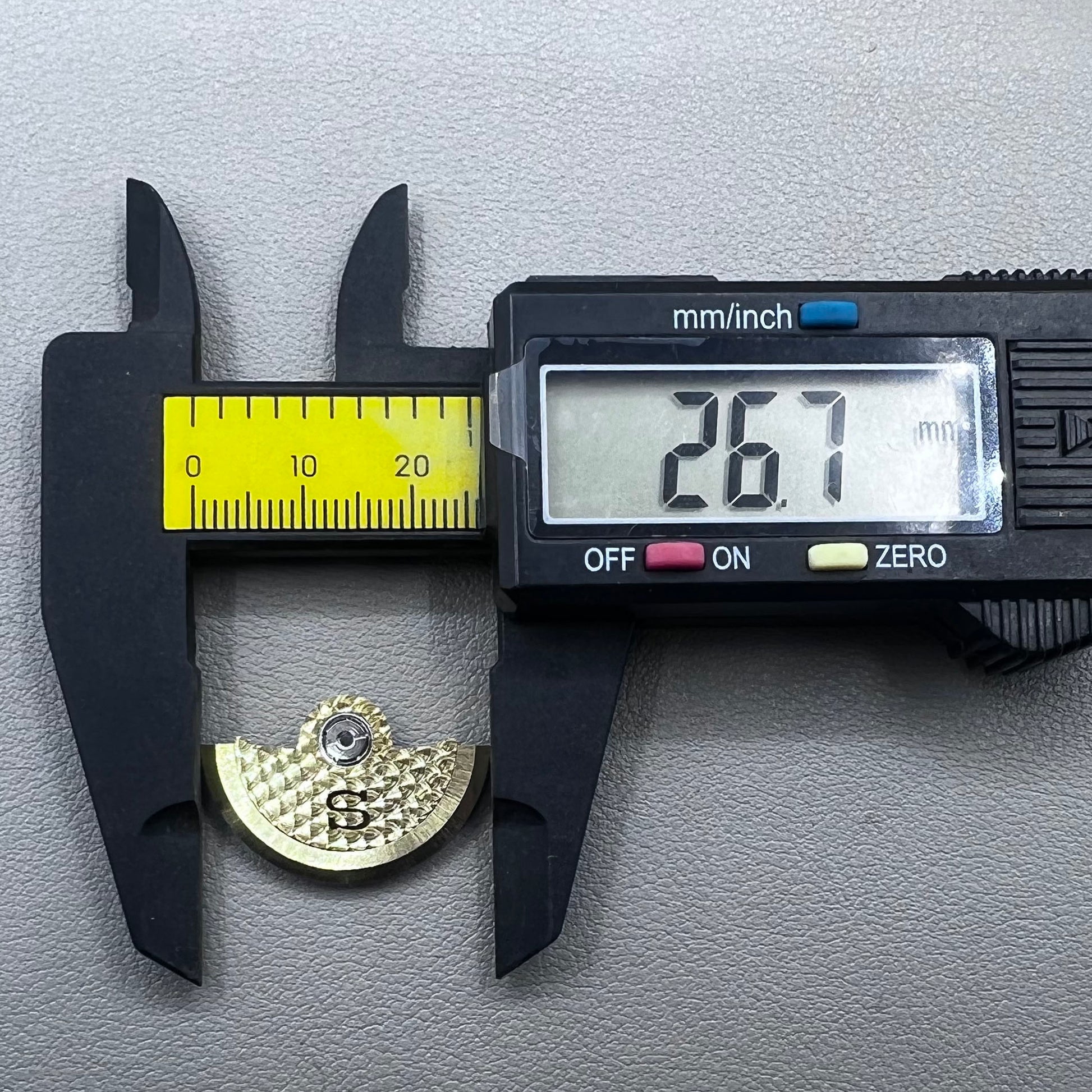 S Carved golden wave rotor by S Brand for NH34, NH35, NH36, NH38 watch movements, enhancing mechanical style
