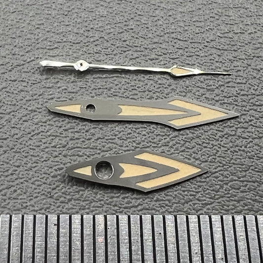 Silver-trimmed 14.5mm orange watch hands for NH35 NH36 movement, no lume finish