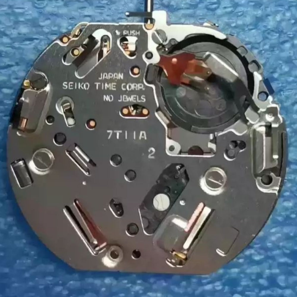 Seiko 7T11A quartz watch movement replacement part, original Japan made, precise timekeeping.