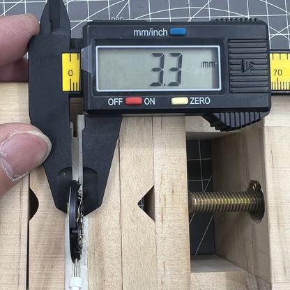 ISA317 Uhr Quarzwerk 3 Zeiger Doppelkalender