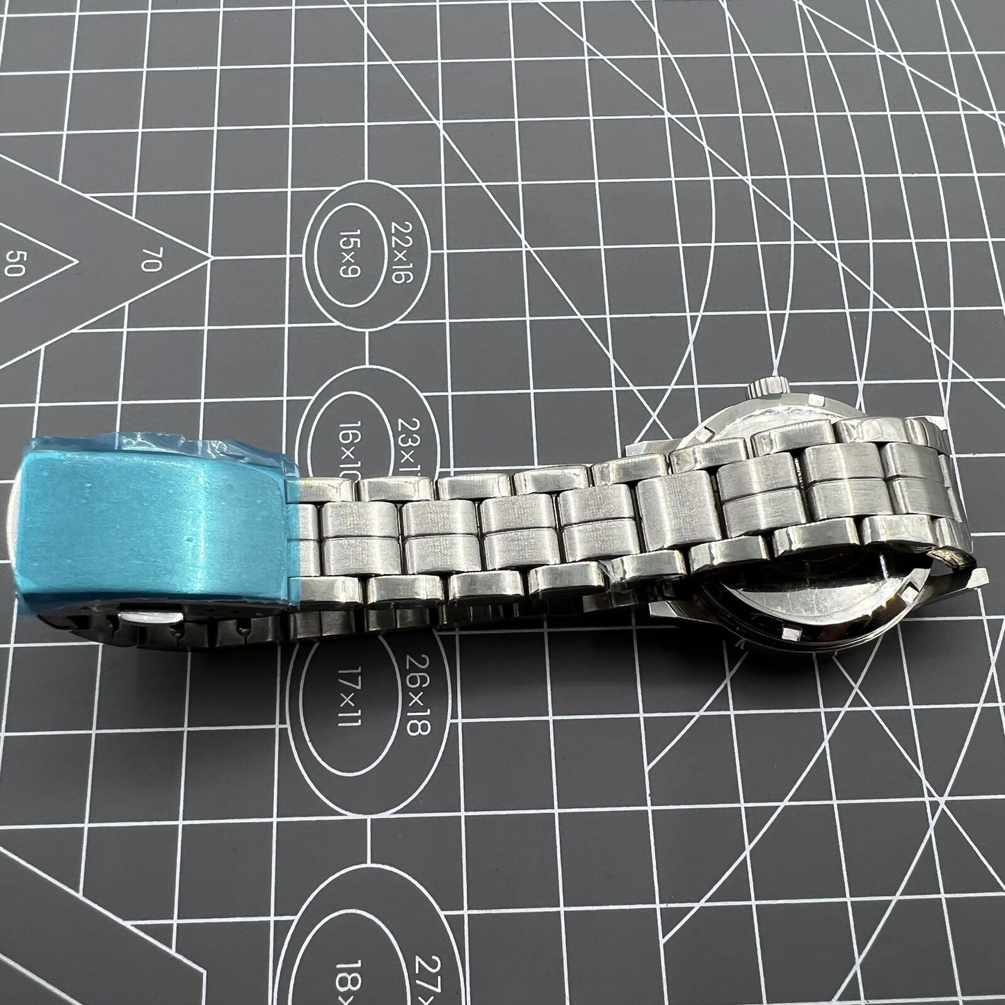 Beijing 31mm manual mechanical watch with silver case, three hands, precise timekeeping, and classic style.