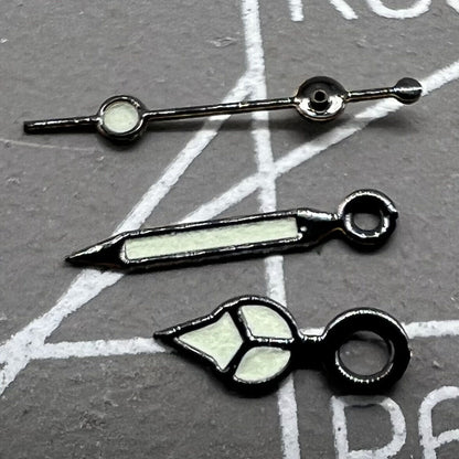 NO.3224 luminous watch hands set for Miyota 2035 movement, enhancing visibility and precision in watch repair.