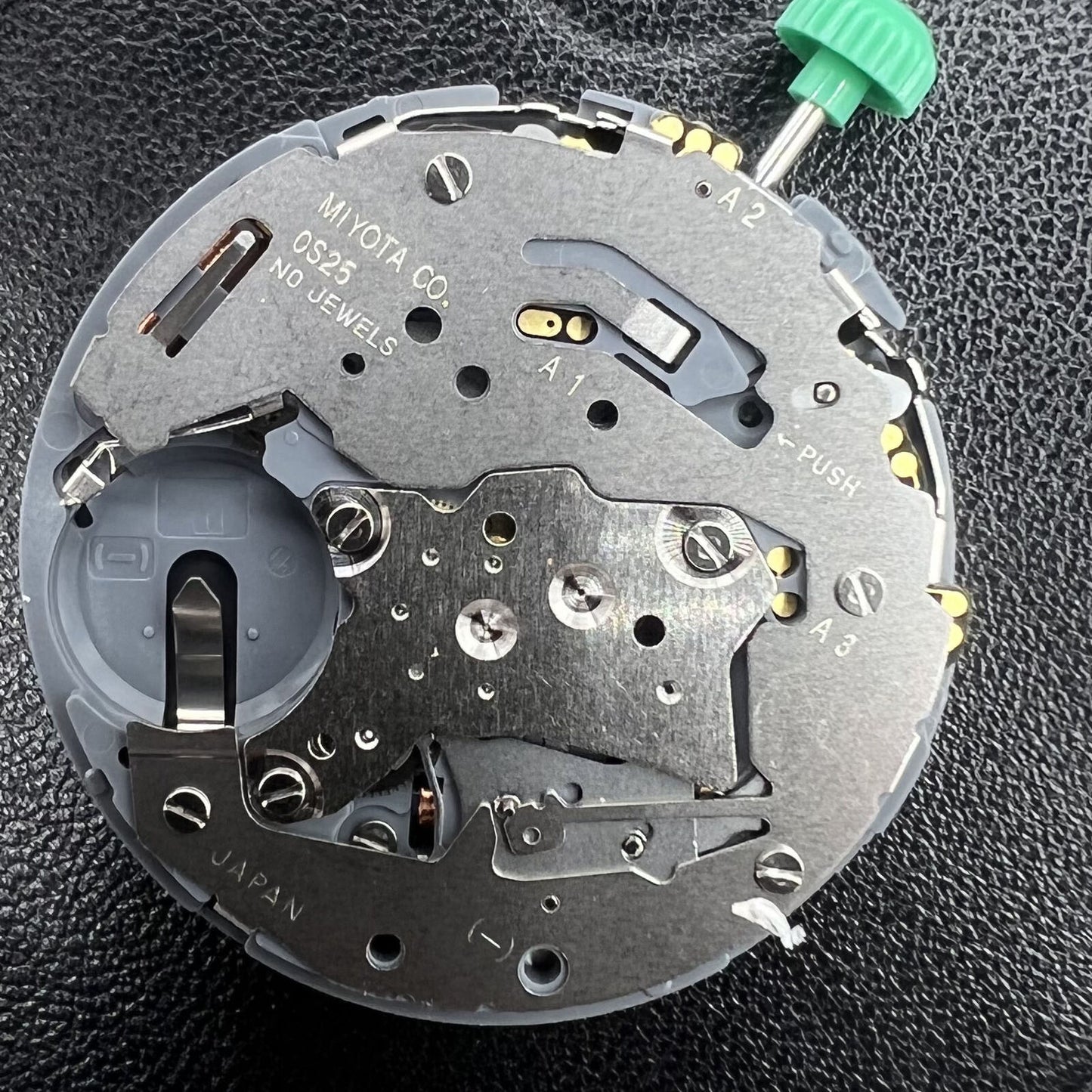 Miyota OS25 quartz movement watch with date display at 4 o'clock, reliable Japanese accuracy by Miyota