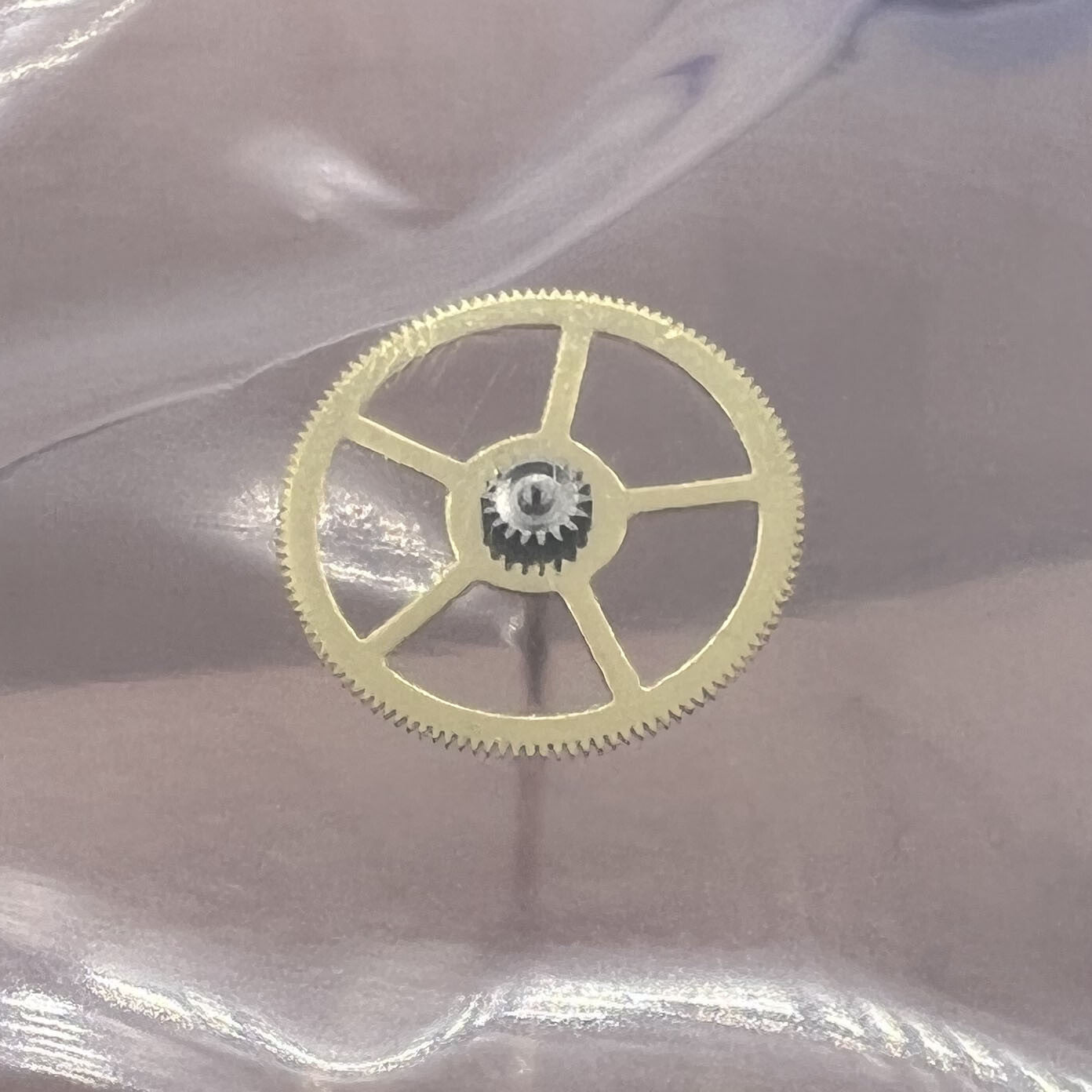 Second wheel replacement part for 3135 automatic watch movement, compatible with various luxury watch brands.