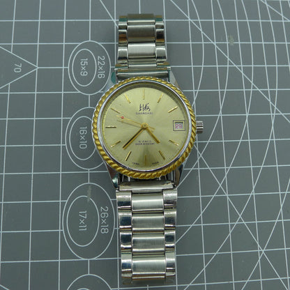 Shanghai Factory 36.5mm manual mechanical watch with 19 jewels, shock-resistant, classic design for everyday wear.