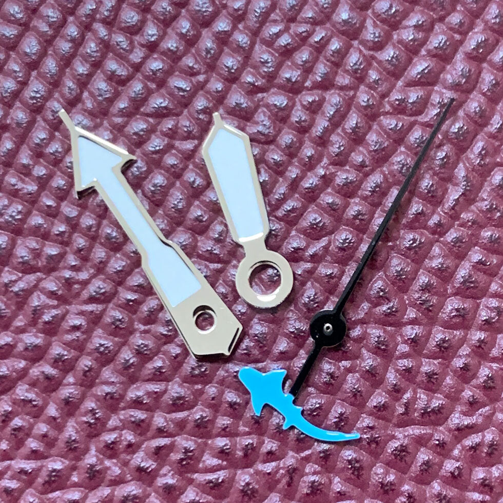 Classic watch hands set for NH35/NH36/4R36 movements with Turtle and Fish second hand designs, perfect for custom watch builds.