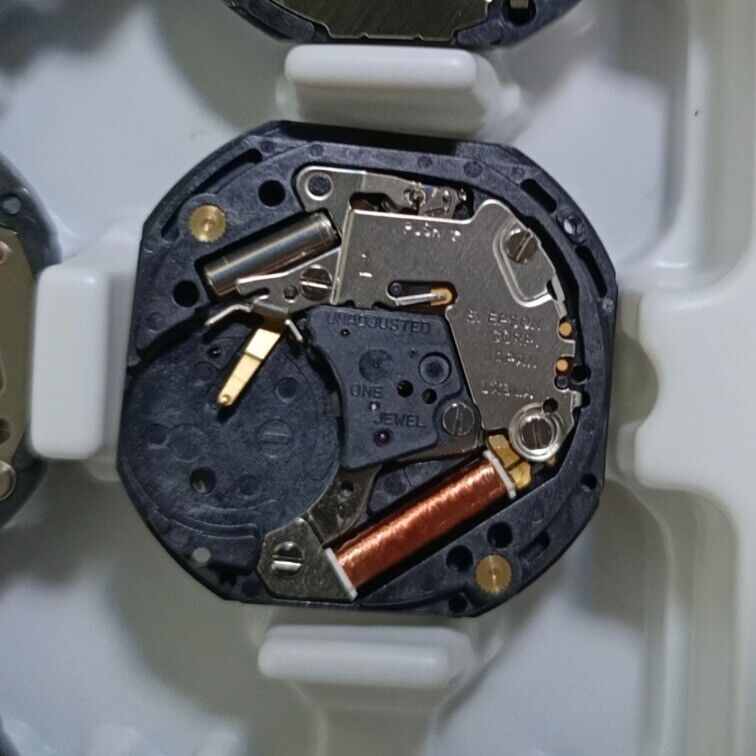1. Hattori Epson VX3LE watch quartz movement, Japan-made, available in 3/5/10pcs wholesale pack.  