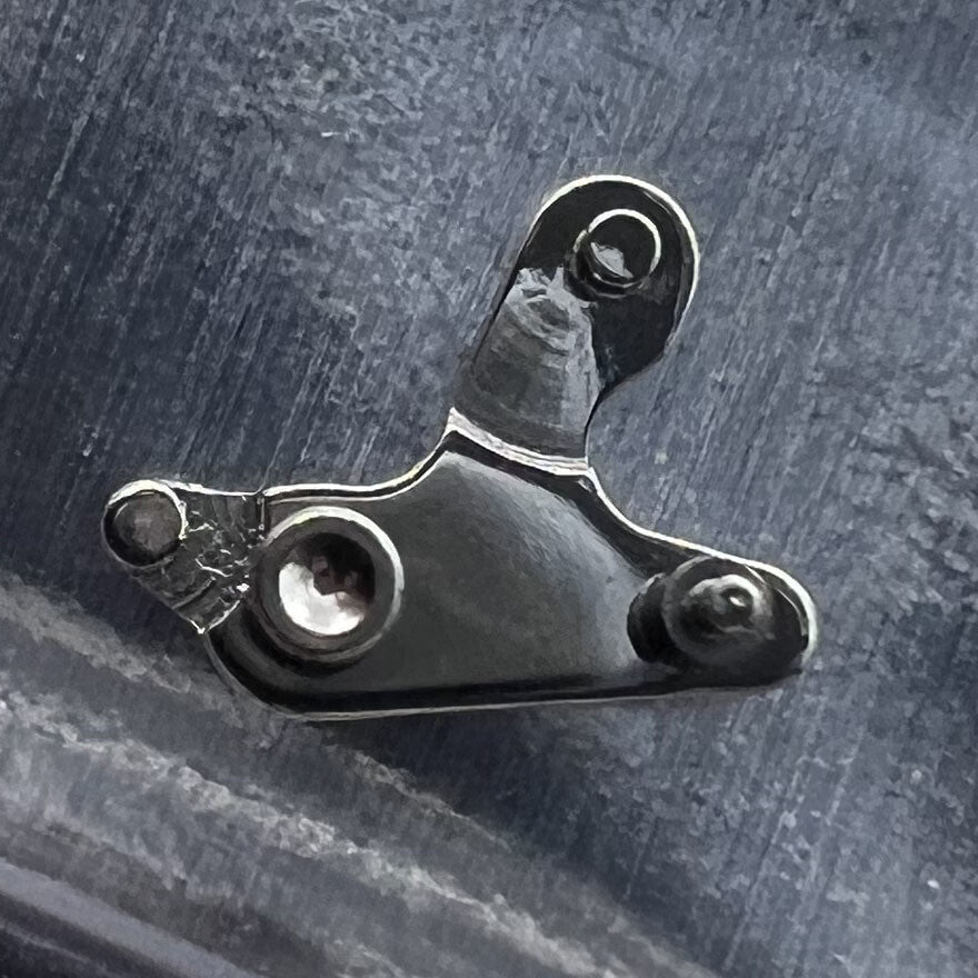 Generic 3135-220 setting lever replacement for RLX 3135 automatic watch movement, precise fit.