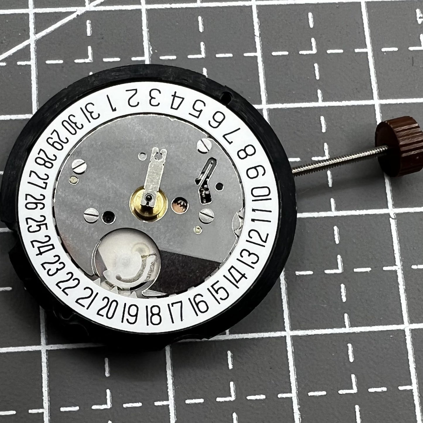 Quarzuhrwerk Ronda 505 mit Datum bei 6 Uhr, pr�zises Uhrwerk f�r Armbanduhren