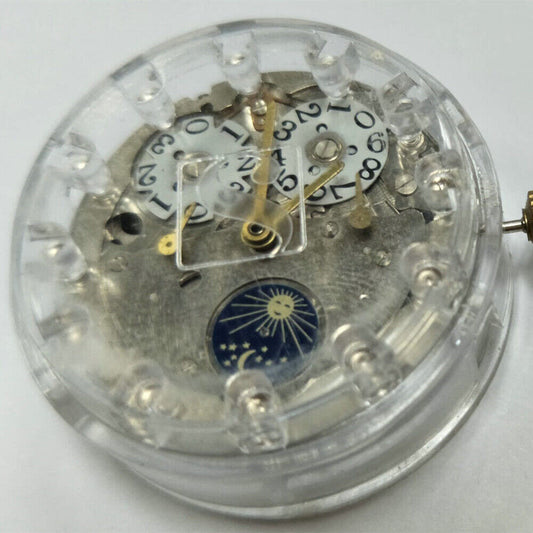 Shanghai Automatic mechanical watch with R16 movement, small second at 9 o'clock, elegant design.