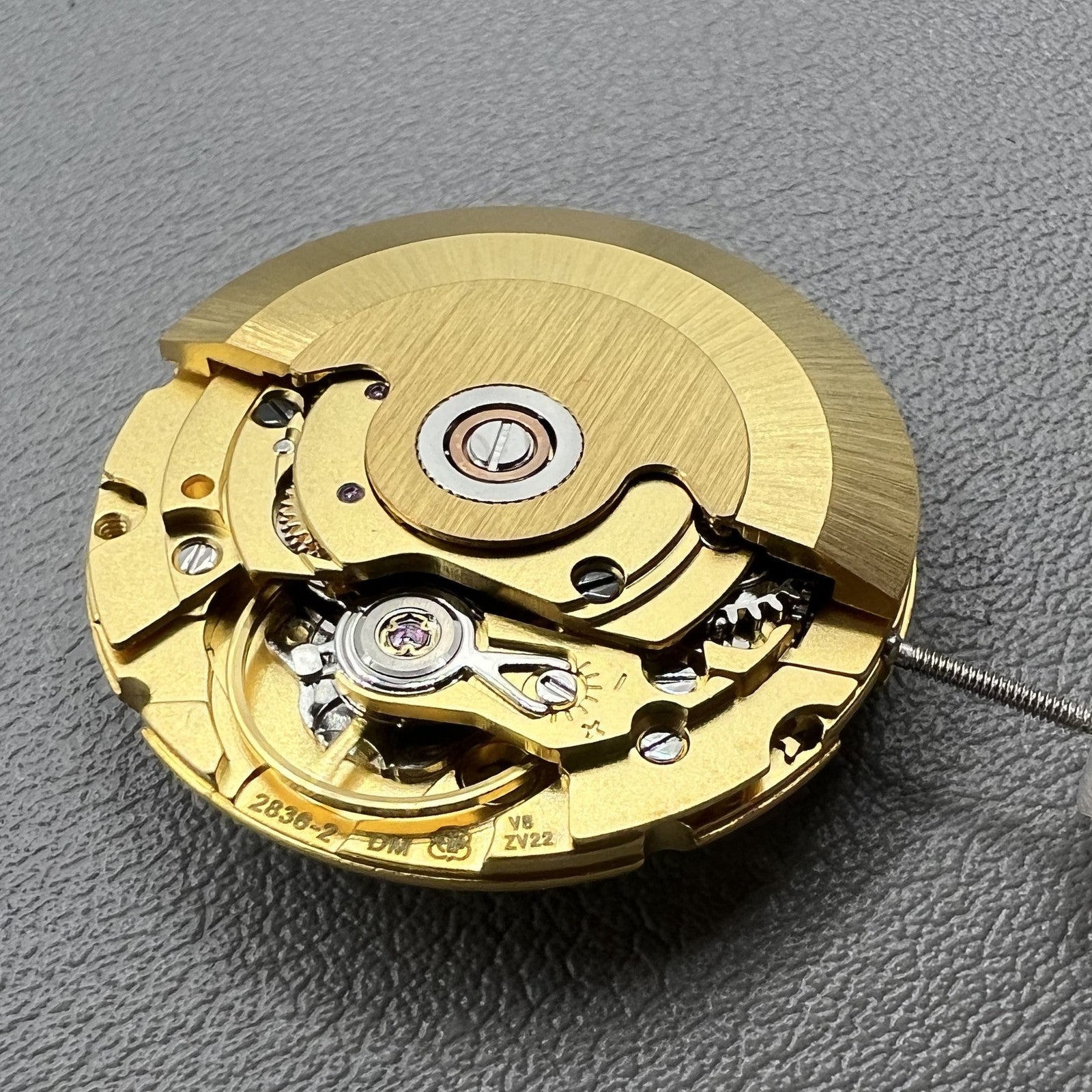 Tianjin Seagull 2836-2 V8 mechanical watch movement with double calendar, ETA2836-2 replacement mechanism.