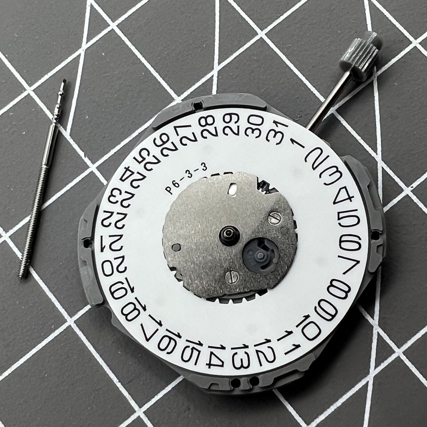 Japan-made Miyota GR12 quartz watch movement, precise replacement for Miyota 1S13 models.