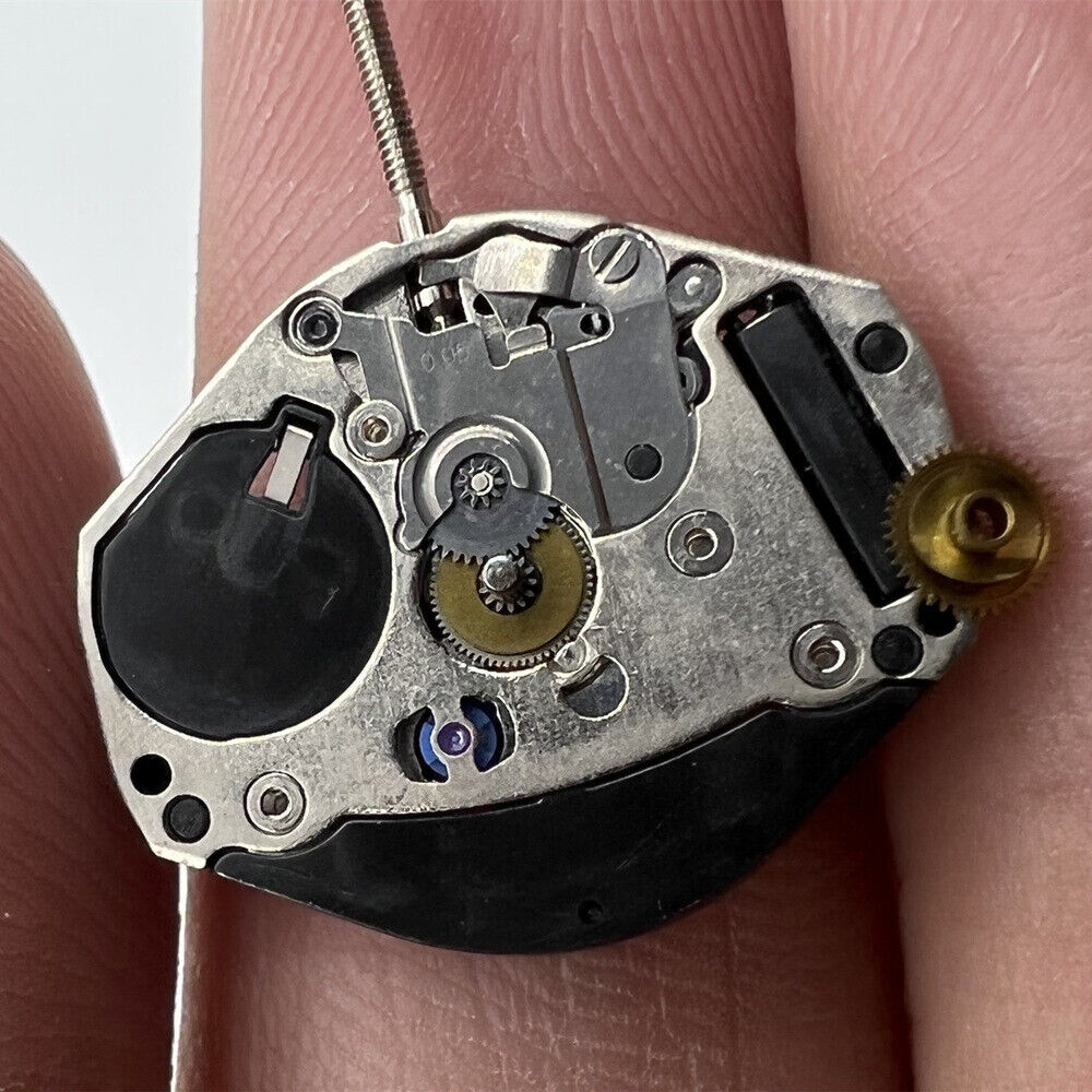 ETA 902.005 Swiss quartz watch movement with 2 hands, precision craftsmanship by ETA for reliable timekeeping.