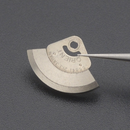 Ersatz des Schwunggewichtsrotors für Uhrwerk 55841/55840