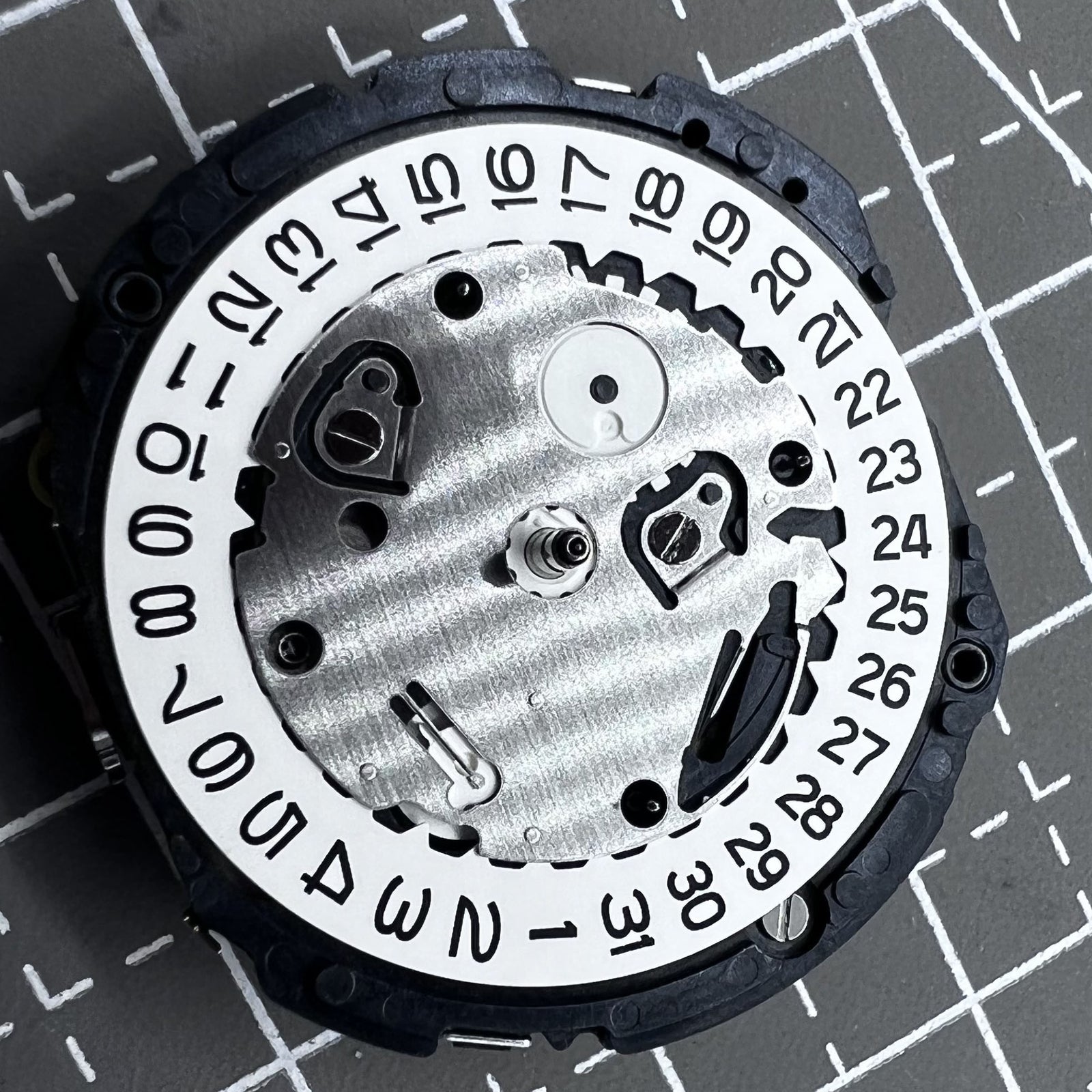 Seiko V176A quartz watch movement, precise Japan-made mechanism for watch accessories
