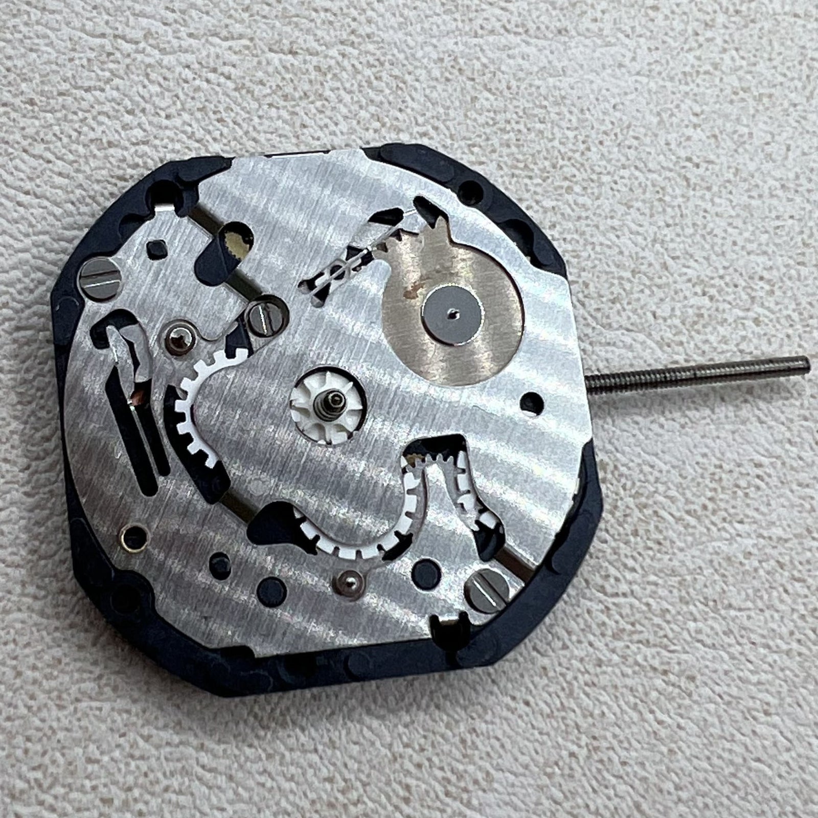 Orient H4A00 watch accessory with Japan quartz movement and small second sub-dial at 2, 6, 10 positions