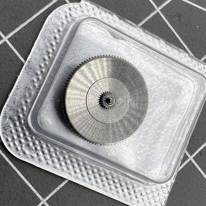 Complete barrel with mainspring for Miyota 9100 movement, durable generic fit watch part.