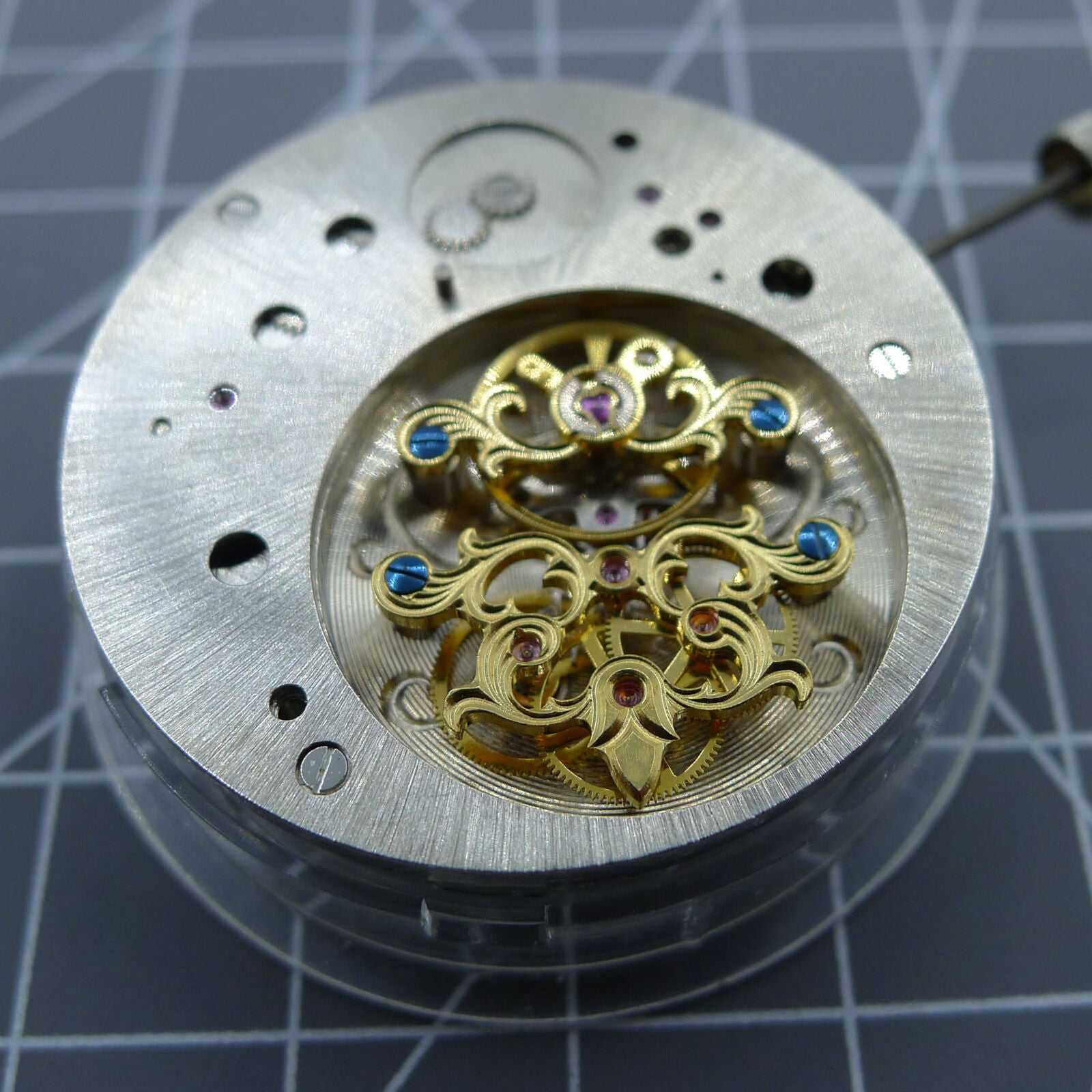 Multifunctional automatic mechanical watch with kinetic energy tourbillon, luxury timepiece details