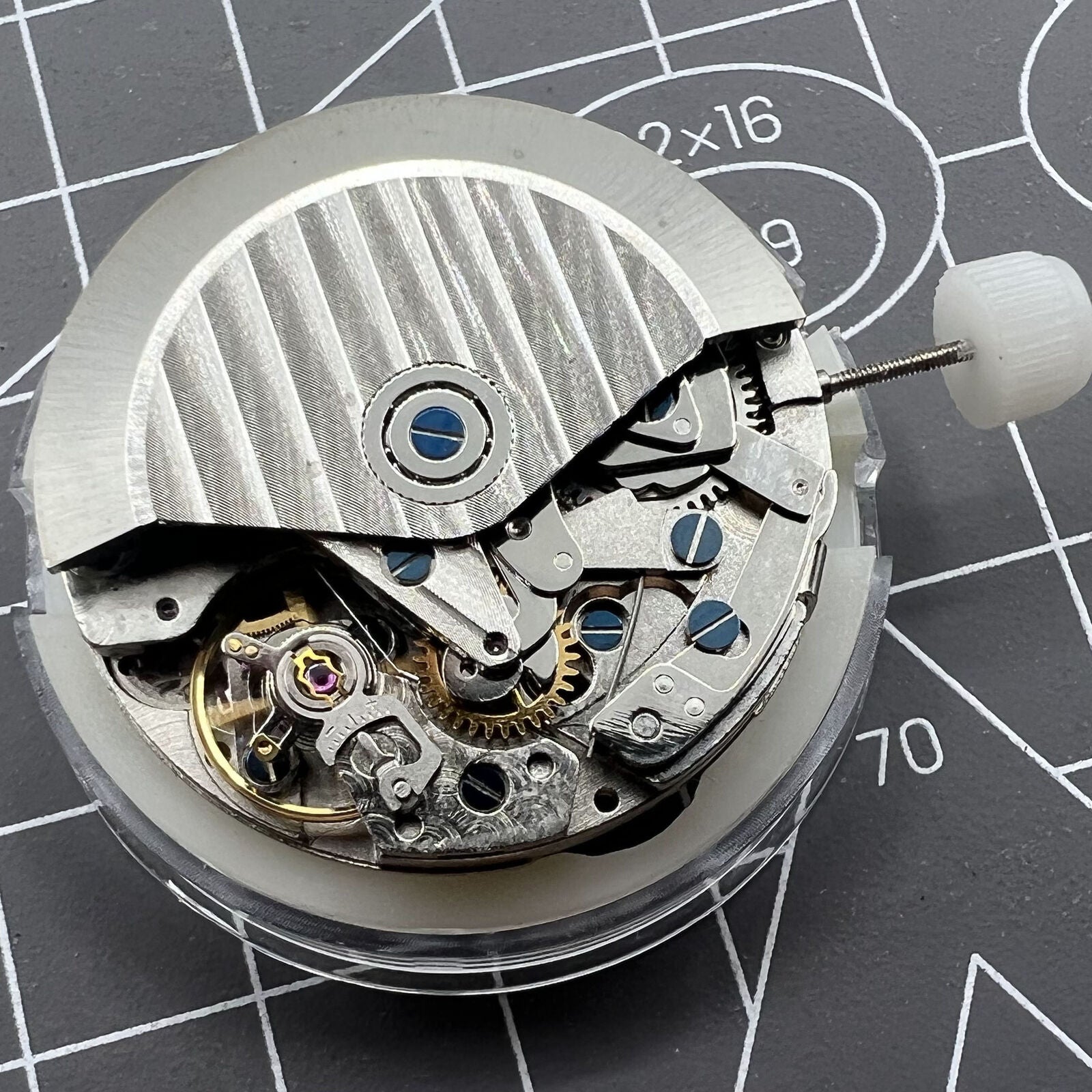 China Made 7750 automatic chronograph movement with day-date at 3 o?clock, detailed ETA 7750 design by ChinaMade.