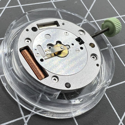 Cartier CTR-690 Swiss Made quartz watch with 2-hand display, no calendar, classic design.