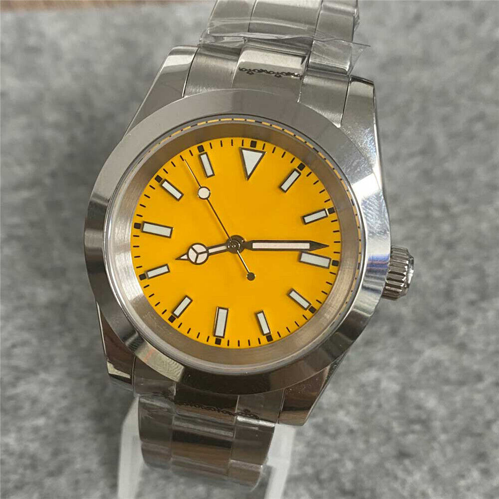 39MM stainless steel watch case with sapphire glass and strap, compatible with NH35, durable men's accessory.