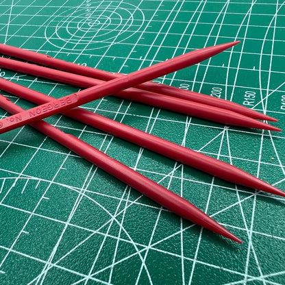 Bergeon 6436 watch cleaning sticks in bulk, durable polystyrene for precision maintenance.