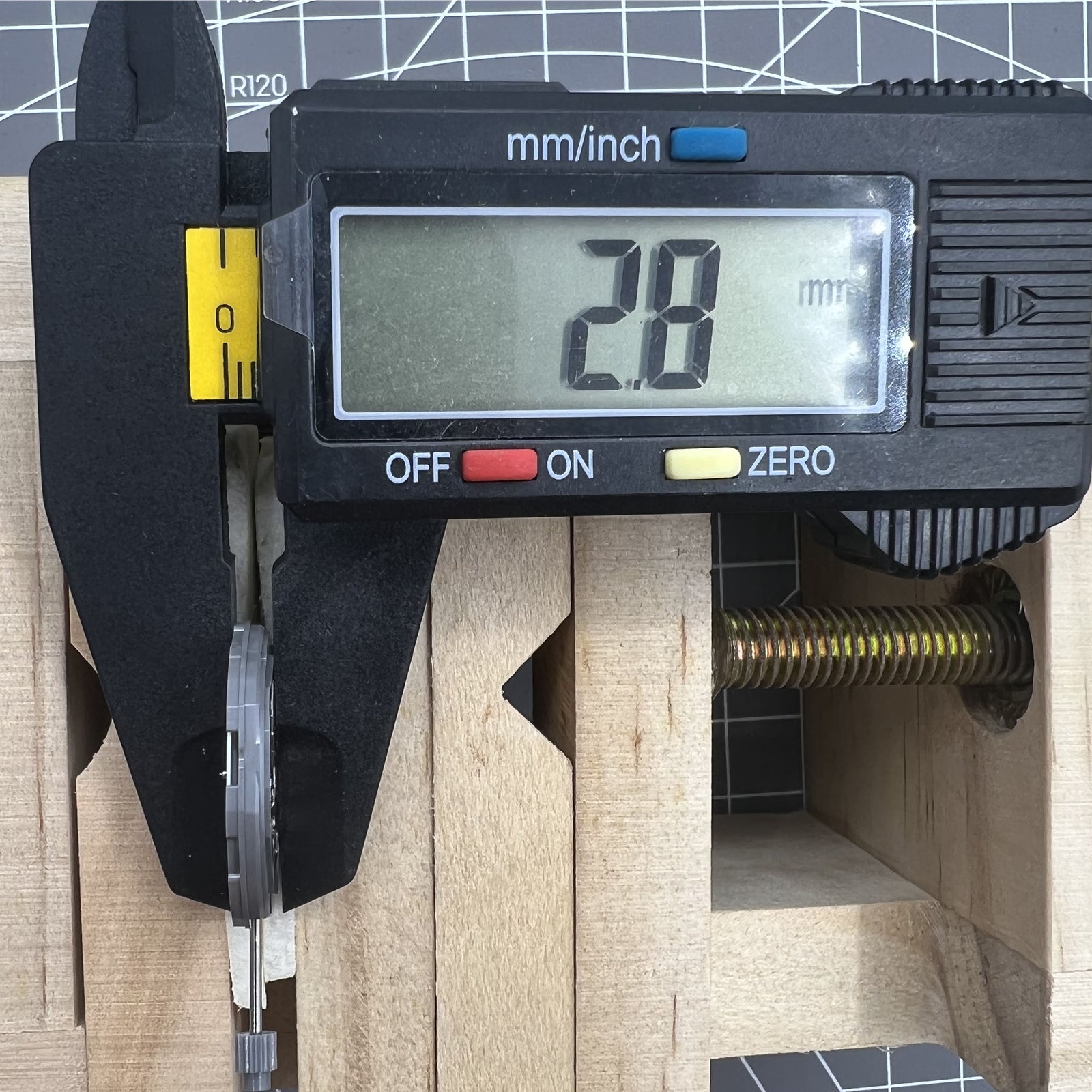 Quarzwerk Miyota GM02 Japan mit Datums- und Wochentagsanzeige, Ersatz f�r GM00 Uhren, pr�zise.