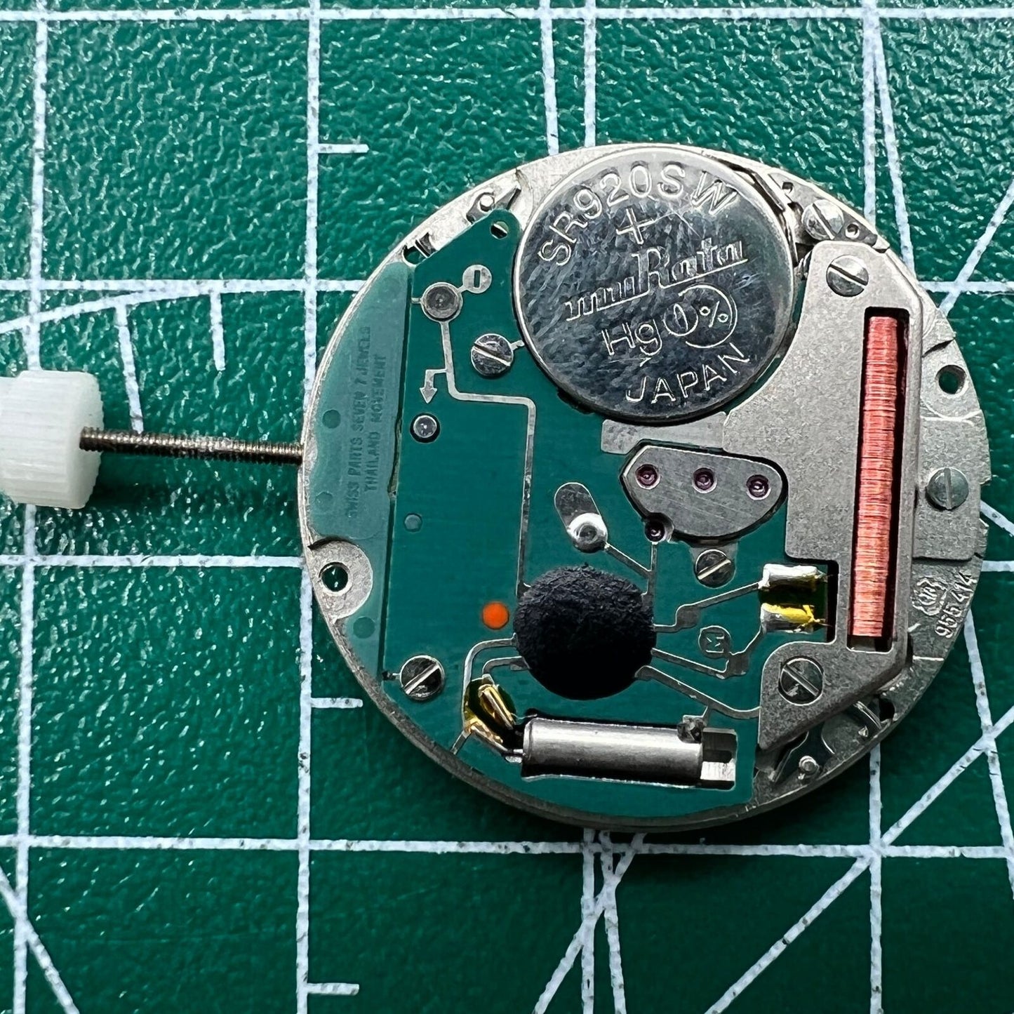 Swiss ETA 955.414 quartz watch movement with silver finish and date display, Wholesale brand precision accessory.