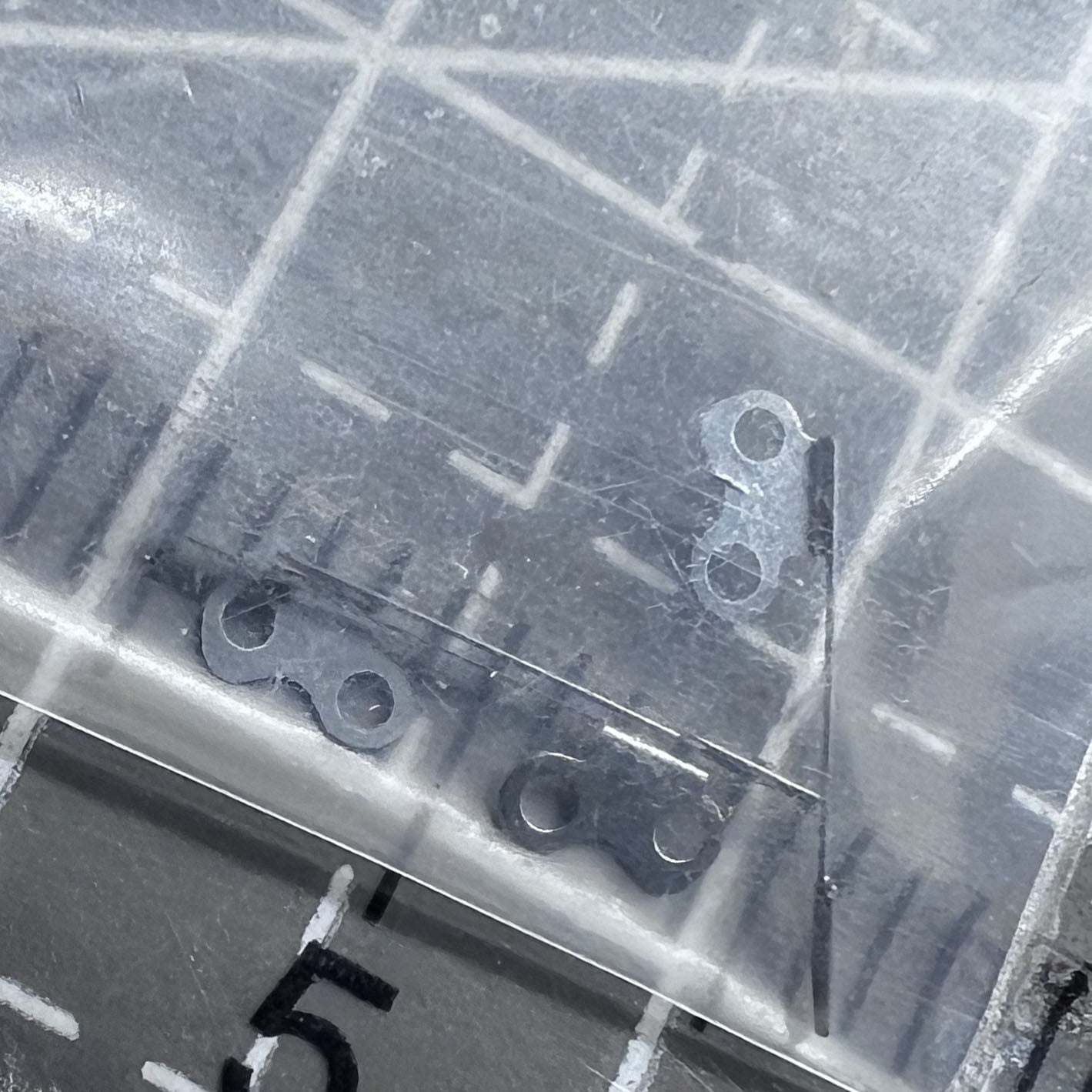 2 Ersatzteile Feder Klick Für Miyota 8200 Uhrwerk Passend