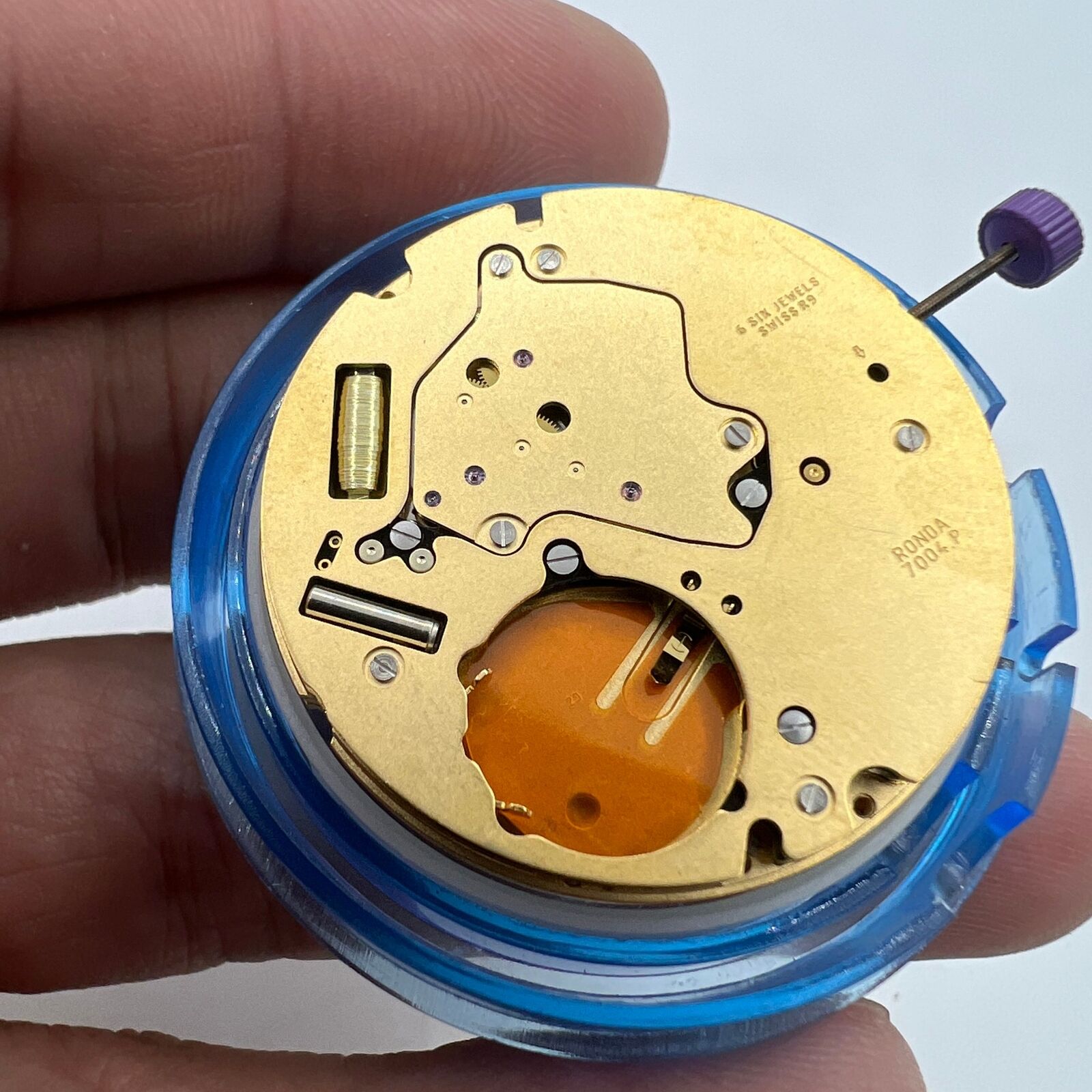 Ronda 7004P Swiss Quartz 3 Hands watch movement for precise timekeeping in watch accessories.