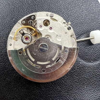 Automatisches mechanisches Kalendermodell mit Einzelanzeige 8205 2813