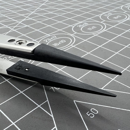 Swiss Bergeon 6571-CFR-3 precision tweezers with CFR 3 tips ideal for delicate watch repair tasks.