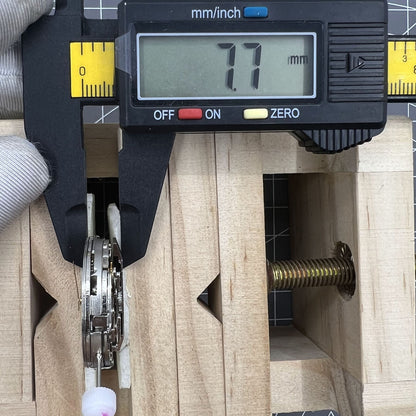 7750 7753 mechanical watch movement with small second at 6 o'clock, three hands