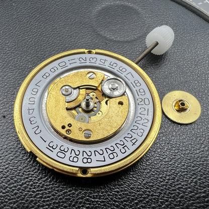 ETA255.461 Date At 4 watch movement with quartz precision and single calendar function by ETA.