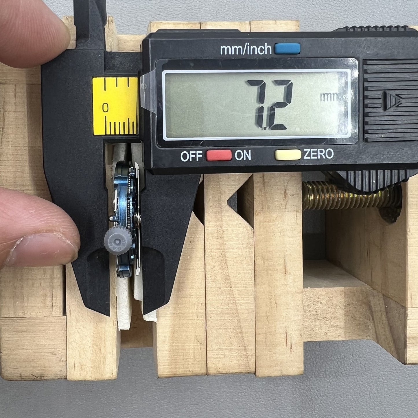 Echtes Miyota 8N24 Blau Hohles Automatisches Mechanisches Uhrwerk