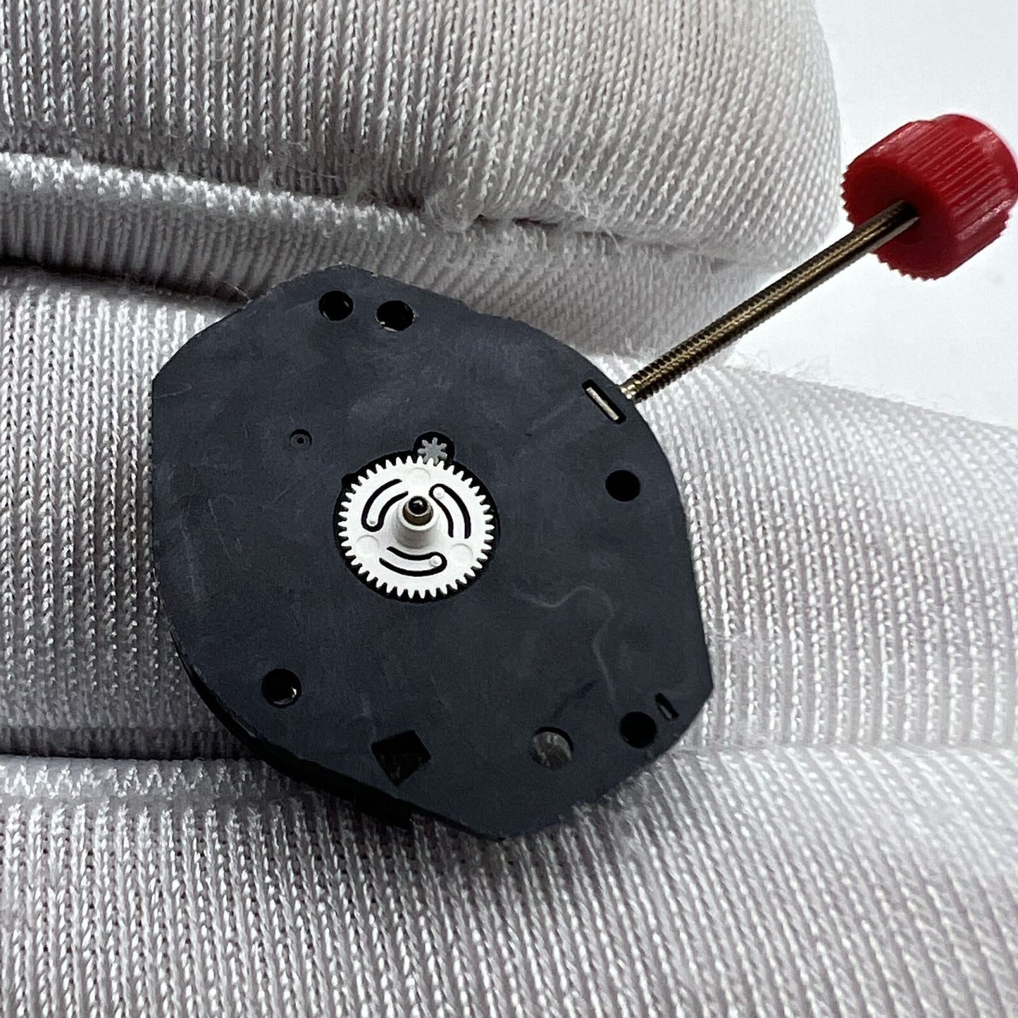 Swiss Made ETA 802.102 quartz watch movement with 3 hands, precision engineered for reliable timekeeping.