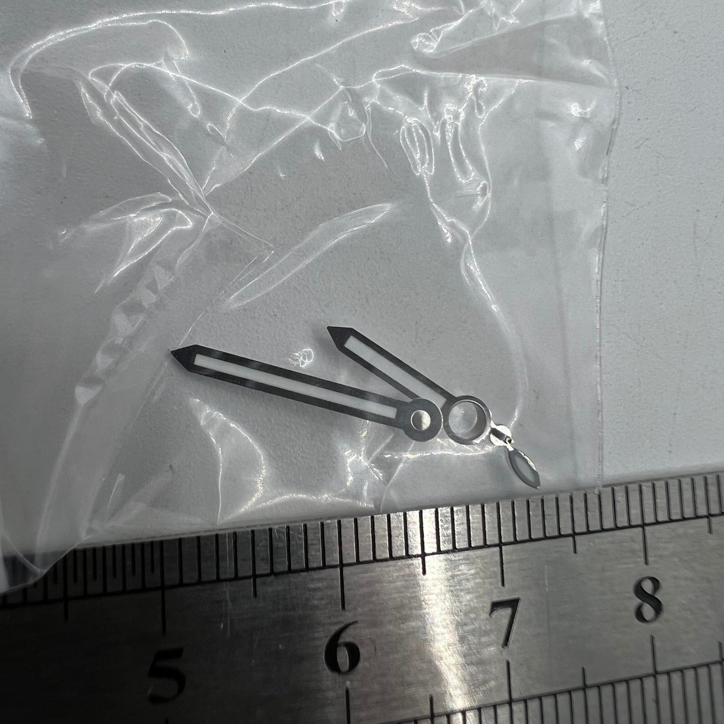 Silver Trim Arrow Shaped Green Lume Watch Hands for ST3600/ST3620/ETA6497/6498