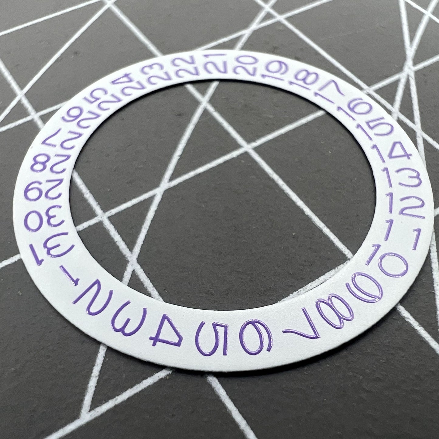 Disque de date à fond blanc et violet clair pour NH35 NH36
