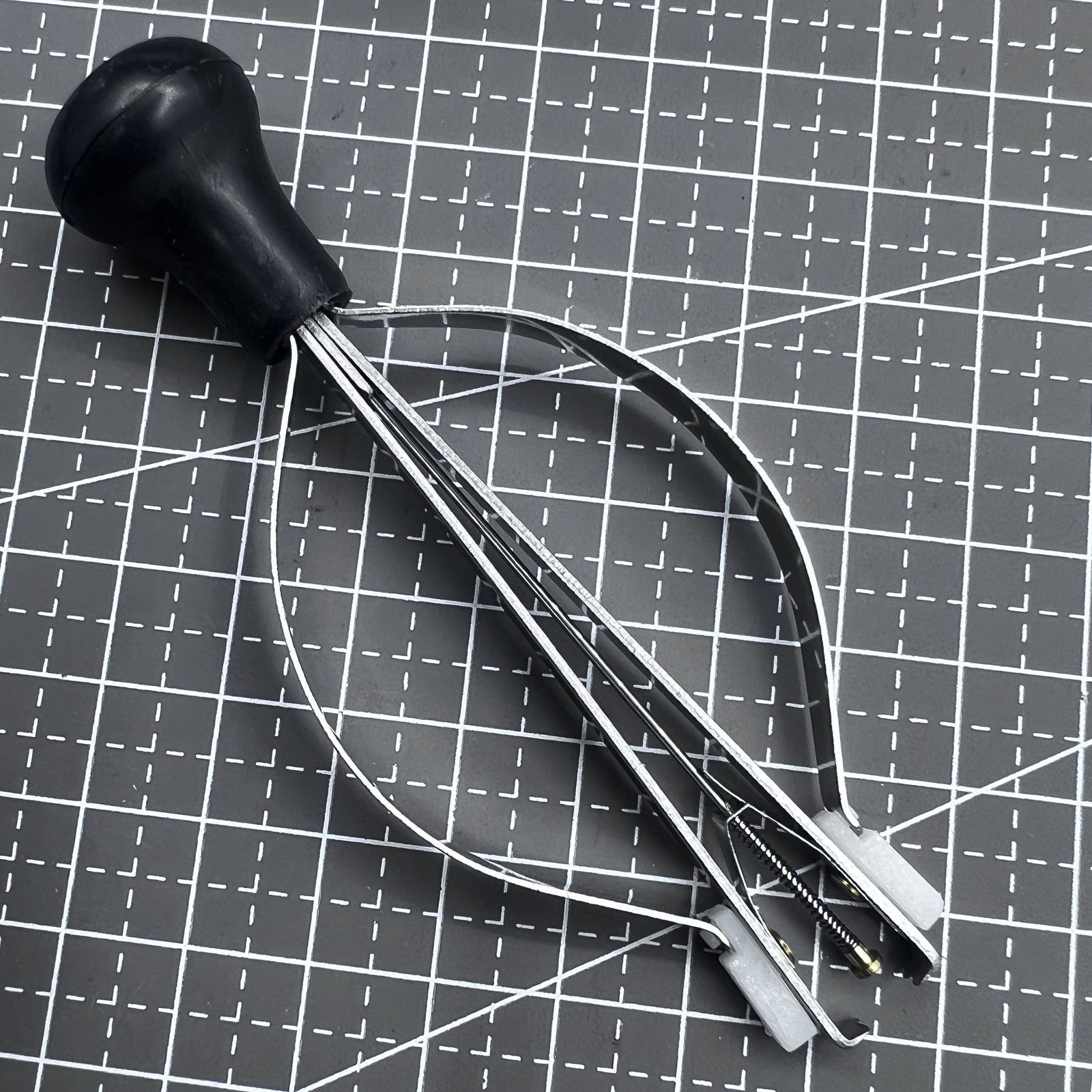 Uhrenzeiger Entferner BG 30636-1 Handger�t f�r pr�zise Reparatur von Uhrzeigern, Marke Uhrenzeiger Pro.