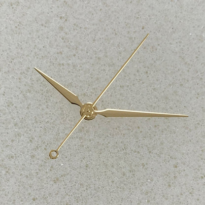 1. Set of 2 golden diamond-shaped watch hands without luminescence for NH35, NH36, 4R, 7S movements.  