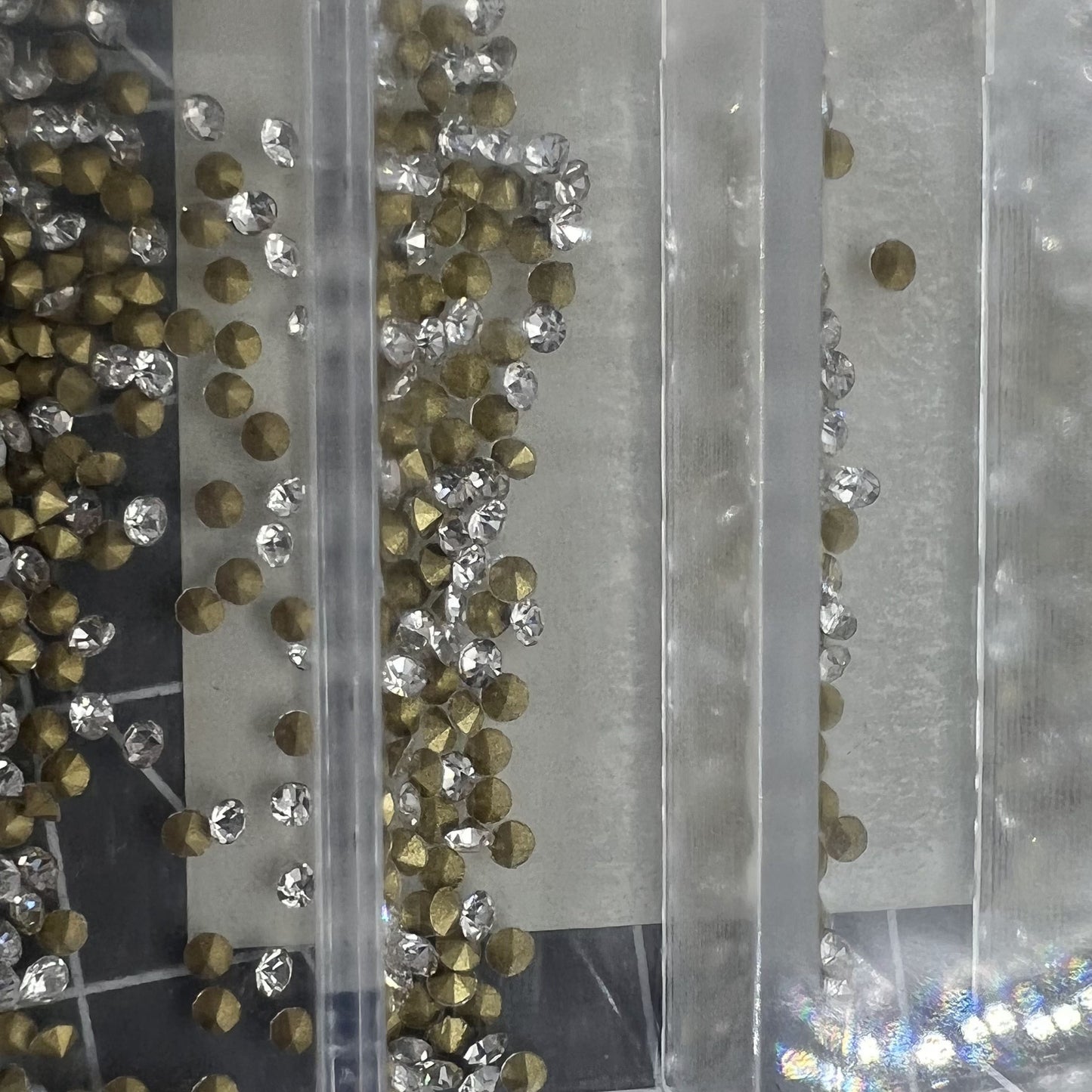 1000 PIÈCES/BOÎTE Pierres Strass Moyen-Orient Diamant Montre Partie 