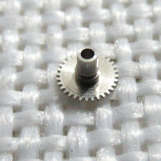 Hour wheel spare part compatible with NH05 NH06 movements, for precise watch repair and maintenance.