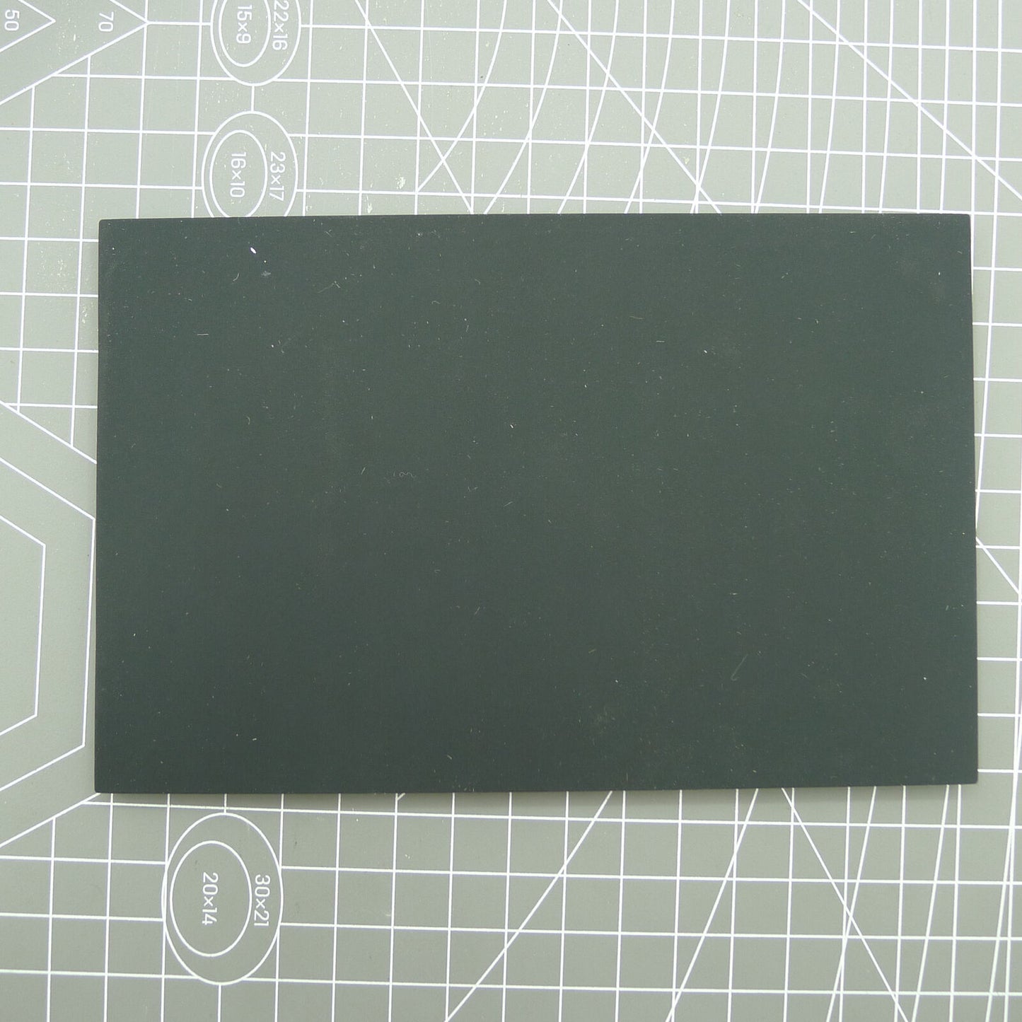 Swiss Horotec MSA24.222 black silicone watch band with 19 grooves for non-slip, secure fit on wrist.