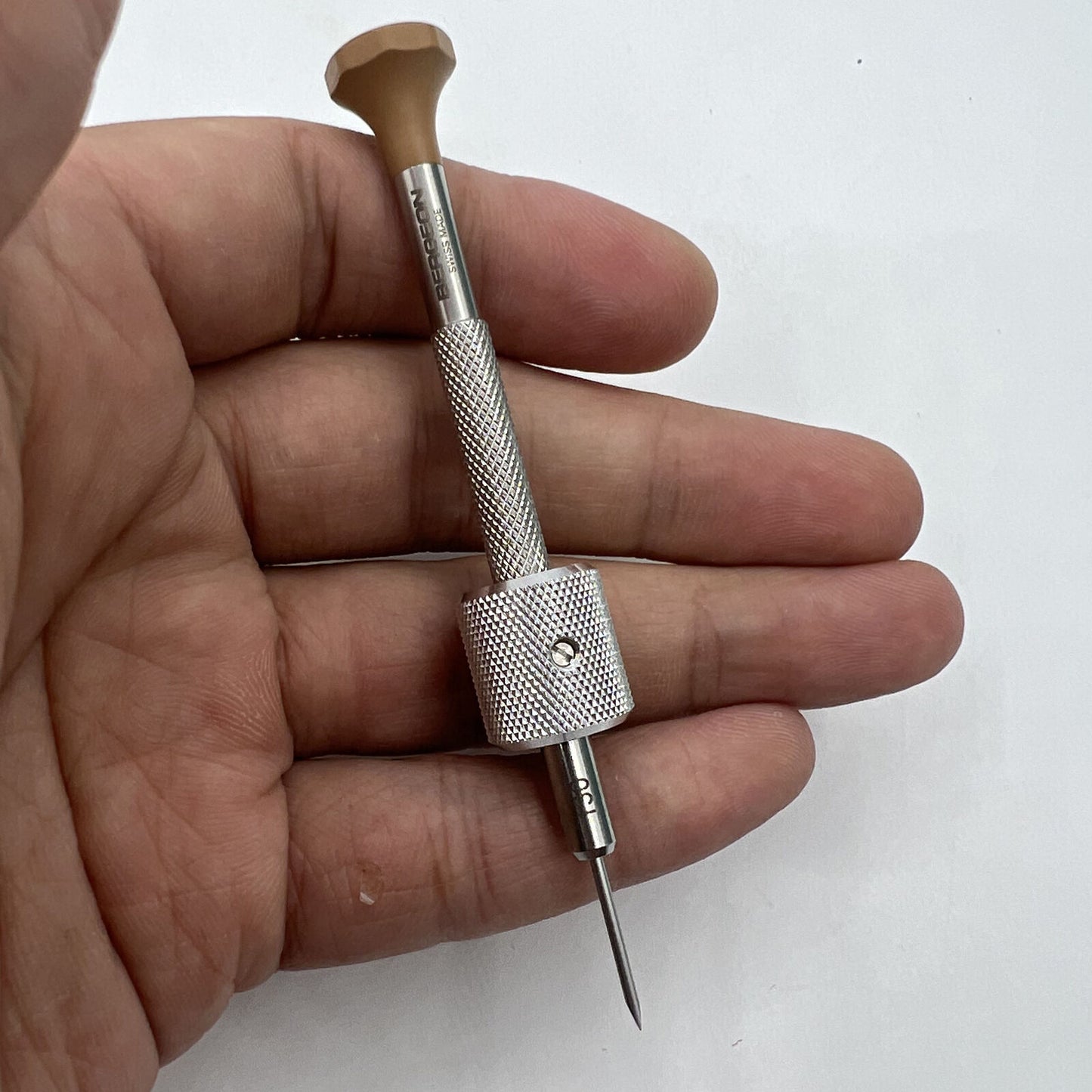 Bergeon 30081-TAM-130 Swiss Made 1.30mm drum barrel screwdriver for precise watch accessory repairs.