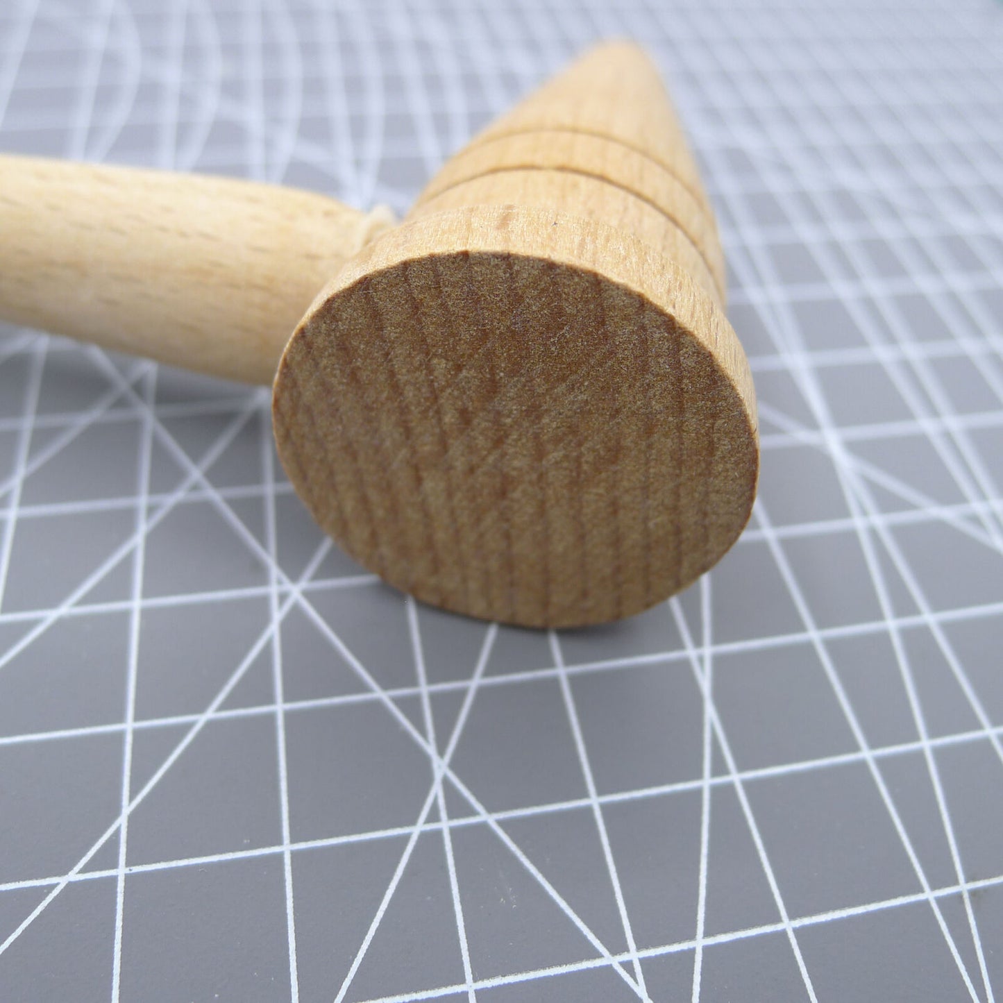 Bergeon 1447 boxwood mallet hammer for precise watch bracelet pin adjustments, Swiss quality tool.